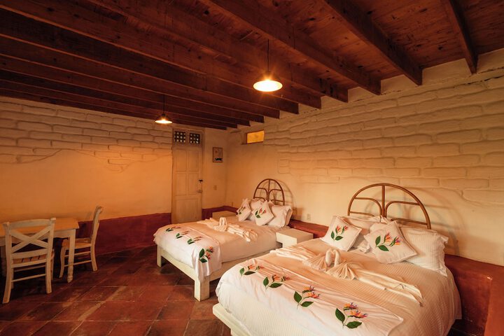 Room 14 of 96