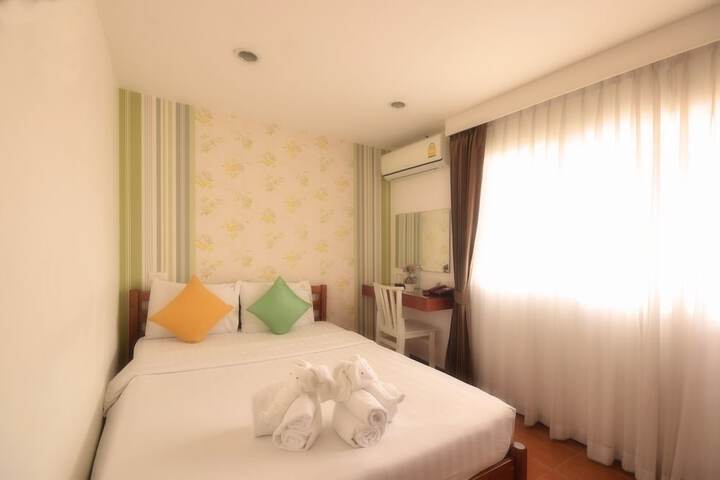 Room 13 of 92