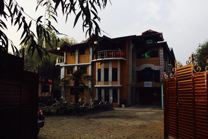 General 6 of 11