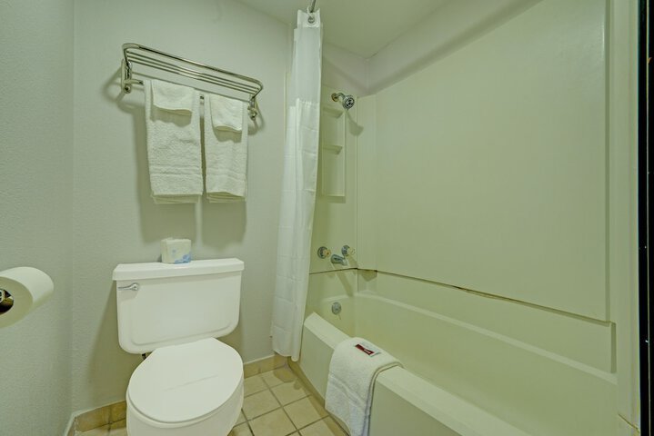 Room 26 of 41