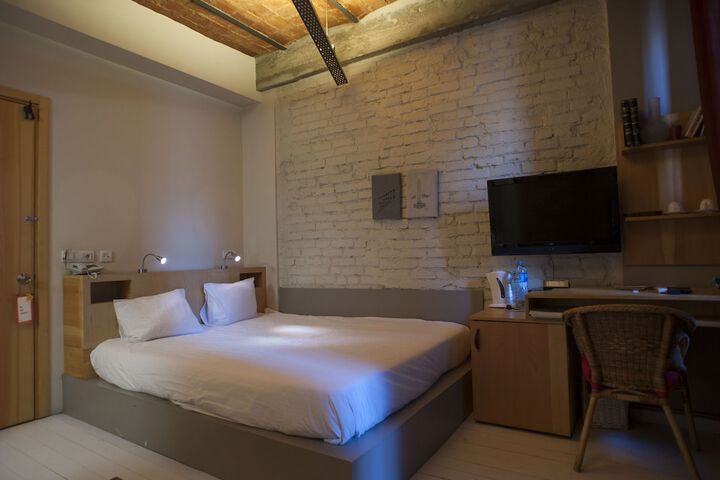 Room 13 of 73