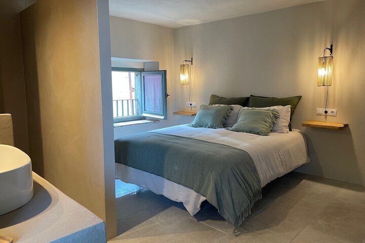 Room 18 of 42