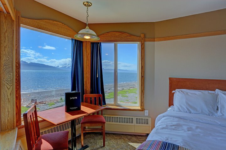 Room 9 of 184