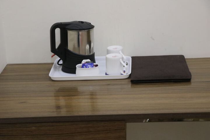 Breakfast/Coffee Service 17 of 36