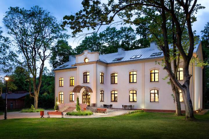 Photo of Modlin Palace