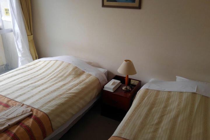 Room 15 of 38