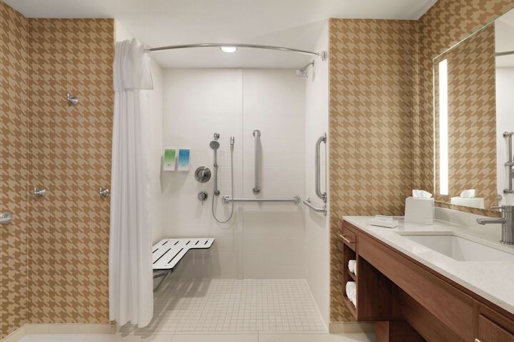 Bathroom shower