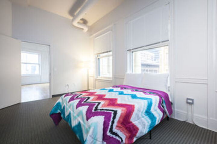 Room 13 of 29