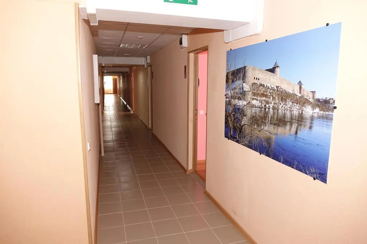 Room 12 of 20
