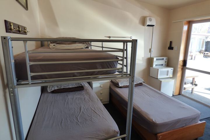Room 9 of 39