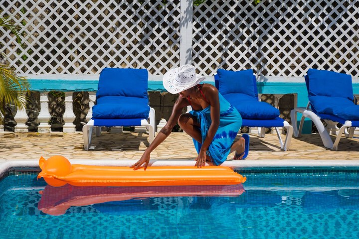 Pools & Facilities
