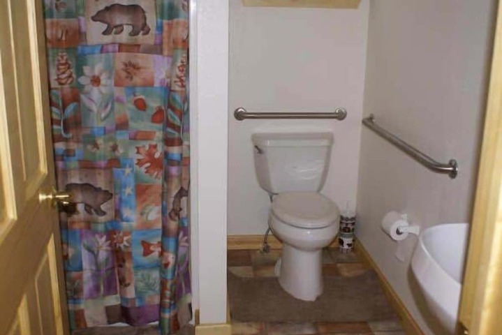 Room 18 of 29