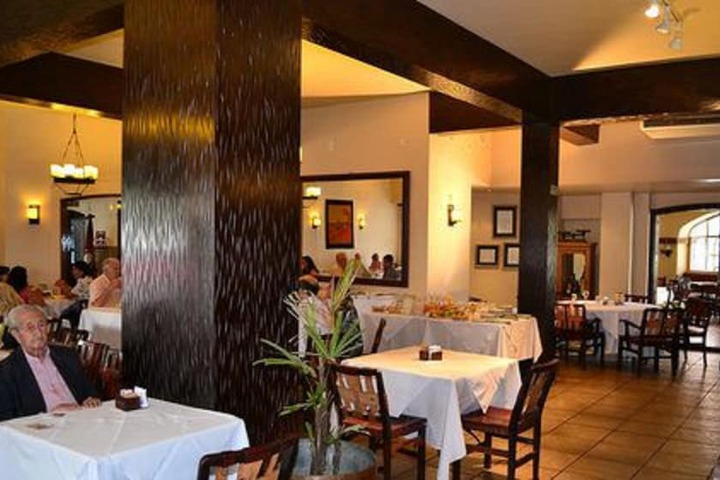 Dining 88 of 119
