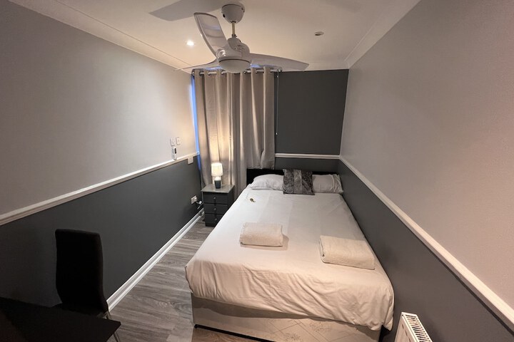 Room 25 of 57