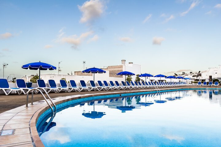 Pool Hotel