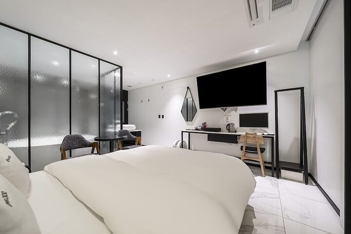 Room 22 of 52