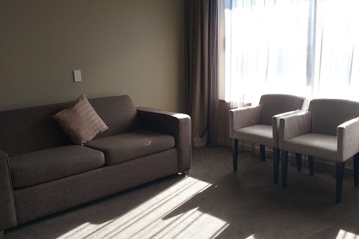 Room 8 of 24