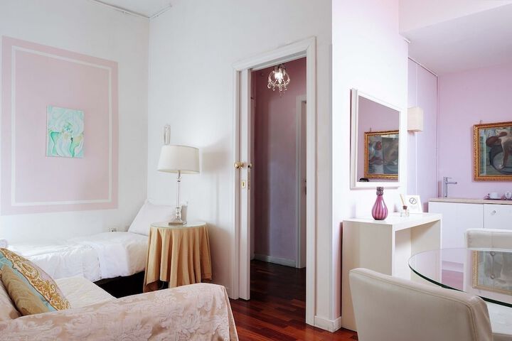 Room 5 of 14