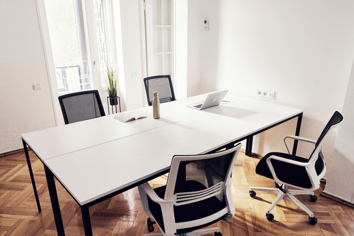 Business Center 101 of 139