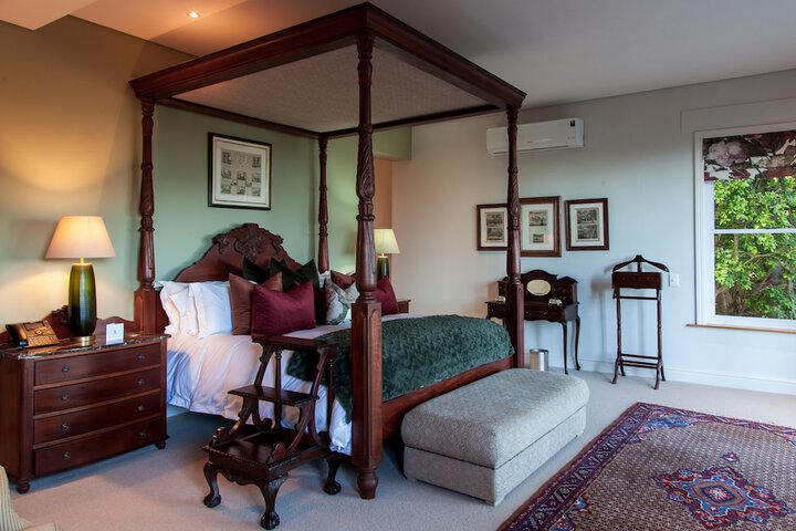 Room 6 of 39
