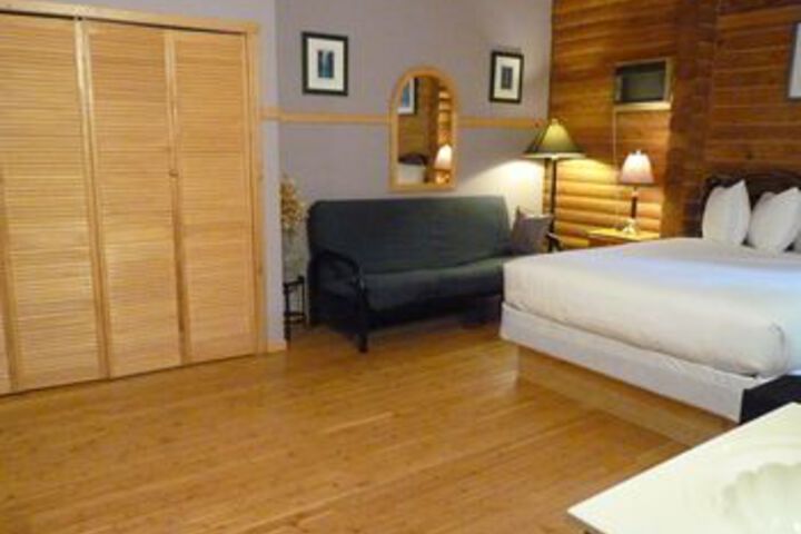 Room 6 of 21