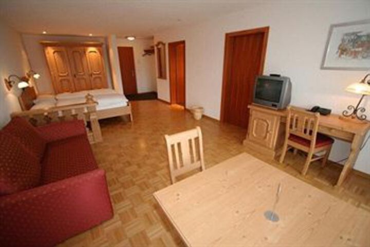 Room 41 of 73