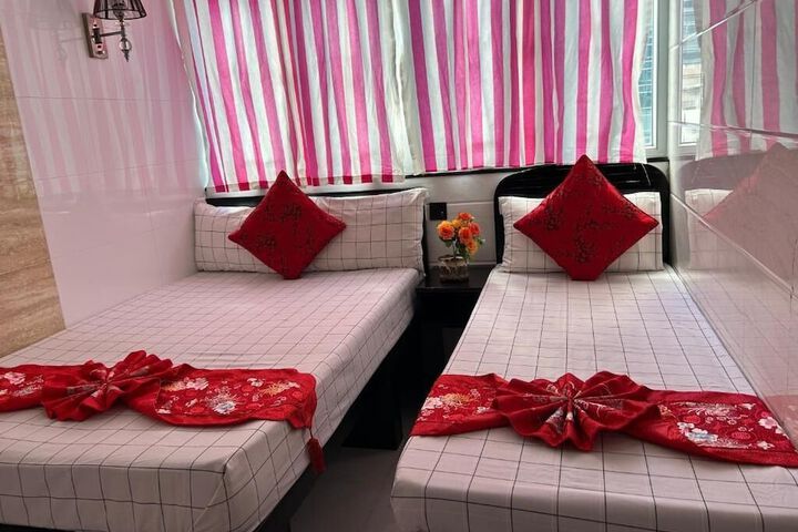 Room 31 of 52