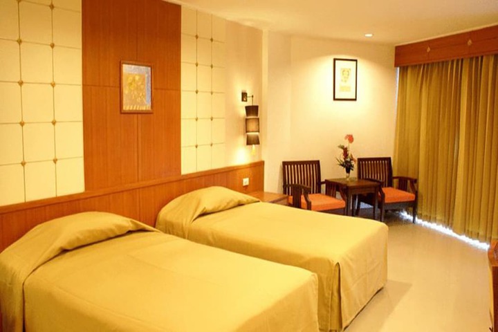 Room 15 of 44