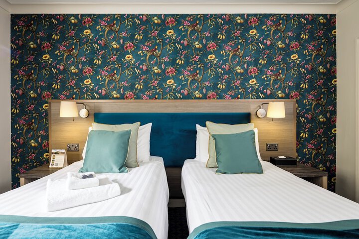 Room 31 of 75