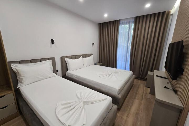 Room 13 of 46