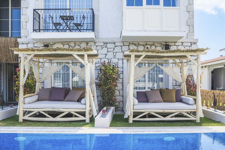 Pool 26 of 47