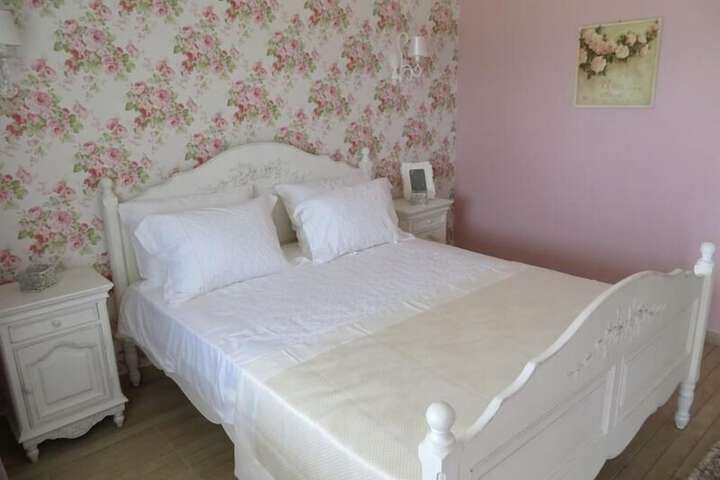 Room 12 of 66