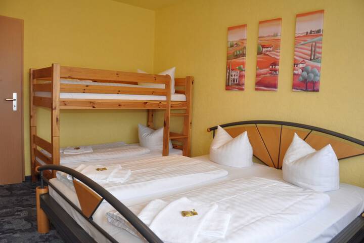 Room 8 of 24