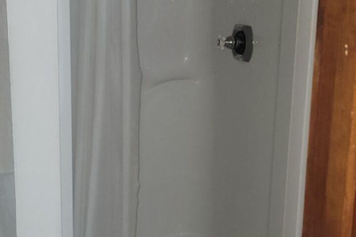 Room 10 of 16