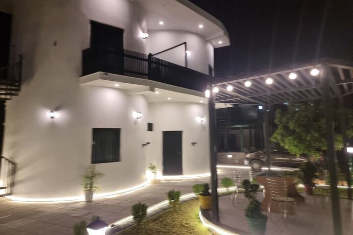Hotel 82 of 95