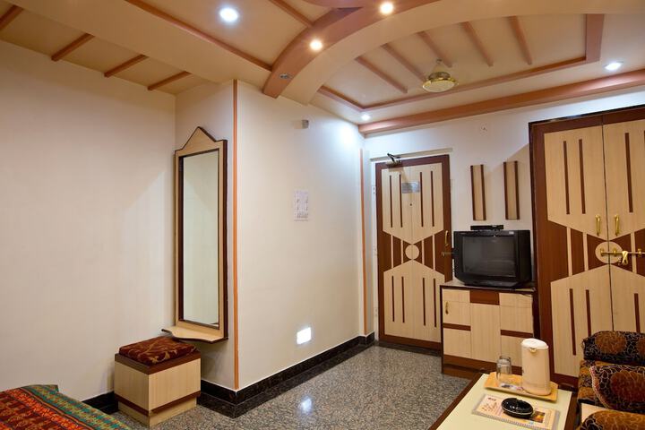 Room 19 of 113