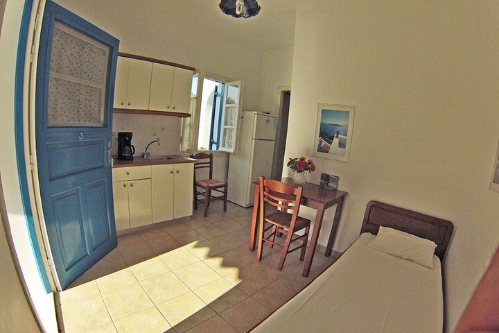 Room 14 of 15