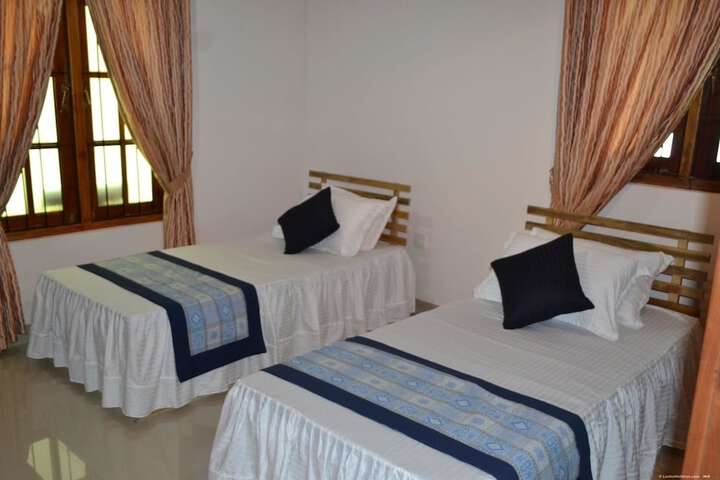 Room 2 of 29