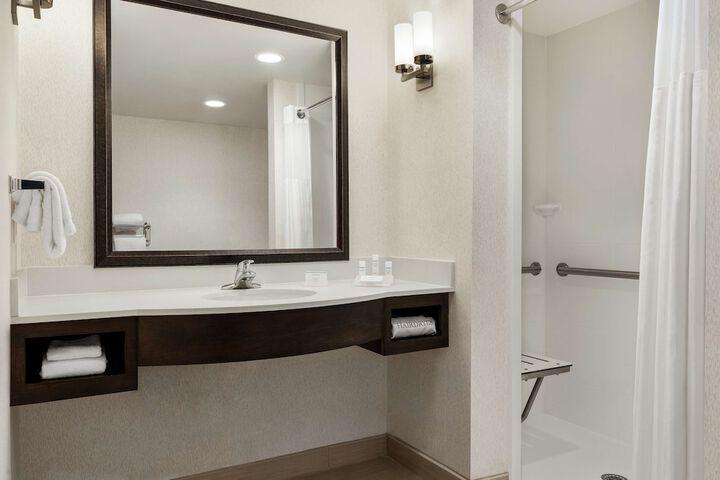 Bathroom shower