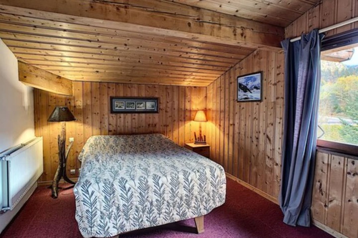 Room 15 of 54