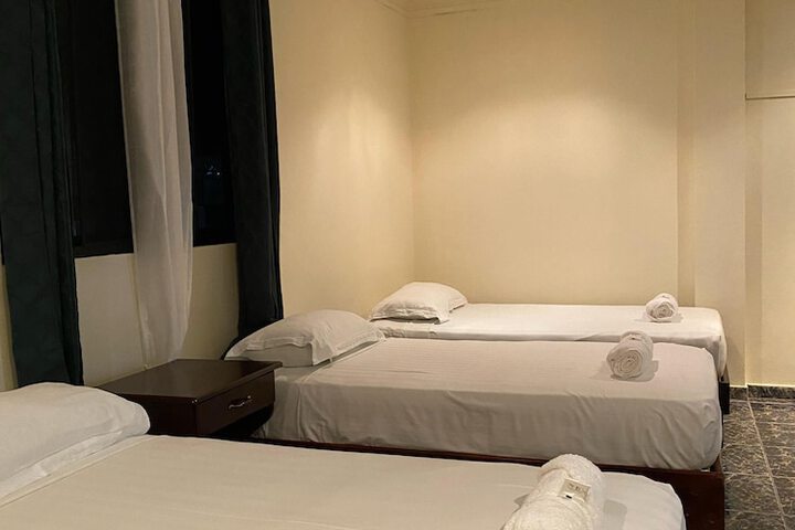 Room 11 of 39