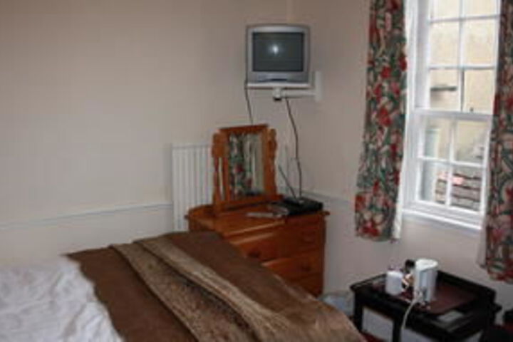 Room 13 of 23