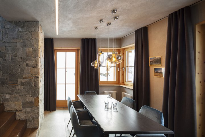 Room 10 of 47