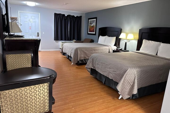 Room 17 of 24