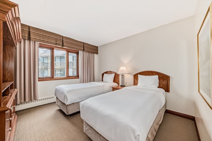 Room 26 of 115