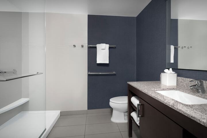 Room 43 of 88