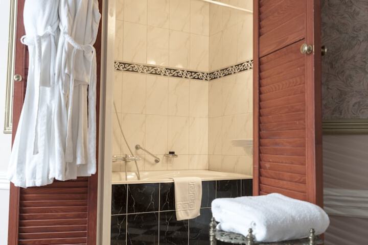 Bath Interior
