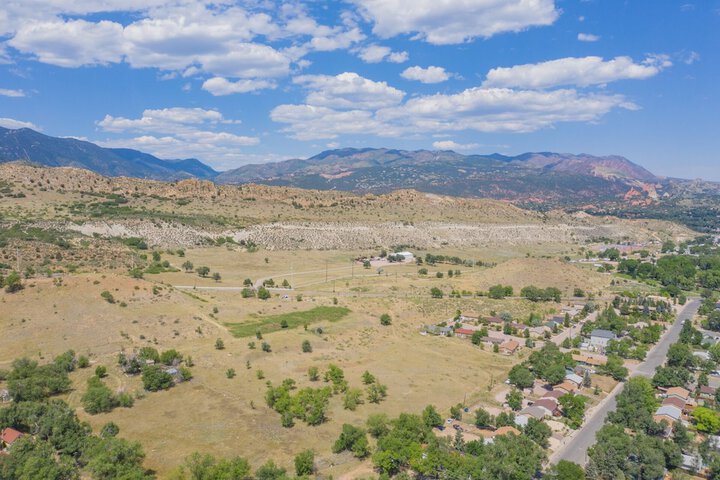 Property Grounds 25 of 39