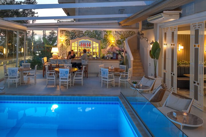 Pool 116 of 142