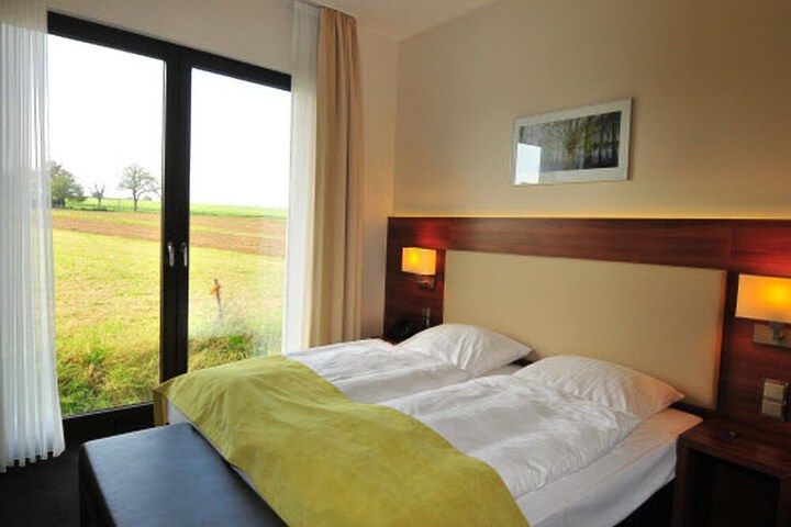 Room 7 of 40